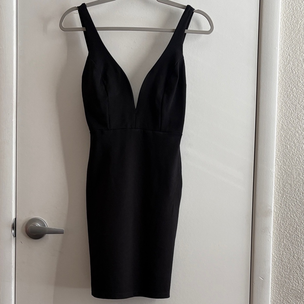 Lulu's Rayon Black V-Neck Mini Zip back Stretch Dress SZ S
